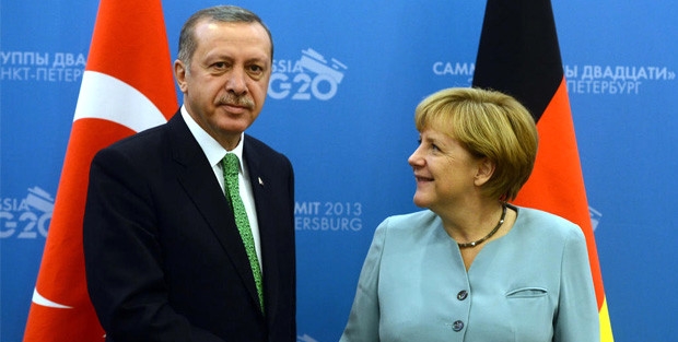 Erdoğan'dan Merkel'i bunaltacak sorular!
