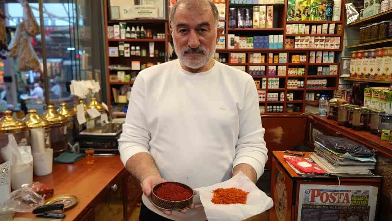 Foto - 1 gramı bile cep yakıyor: Gerçek safranı sahtesinden ayıran taktik