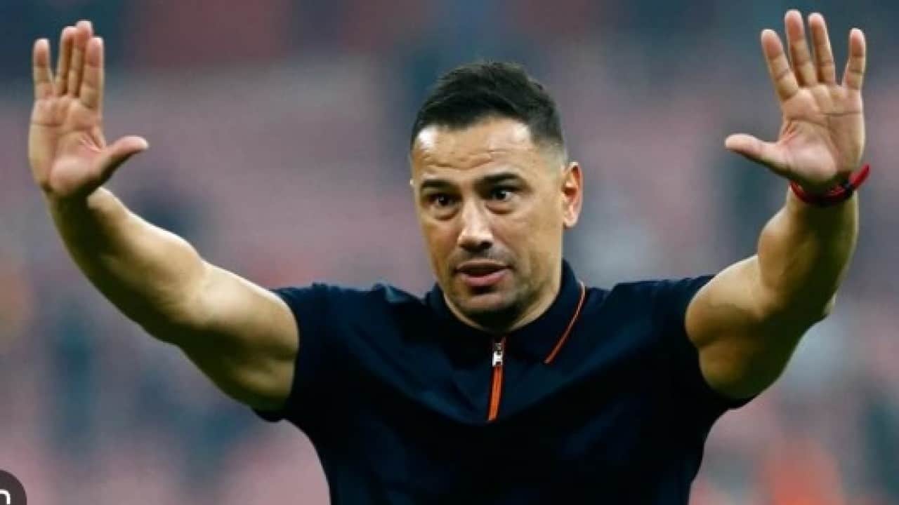 Foto - 10 haftada kovulan kovulana: Süper lig teknik direktör mezarlığına döndü!