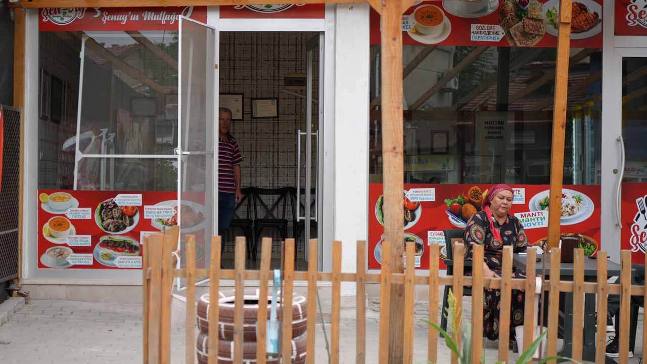Foto - 10 kişilik küfürbaz grup lokantayı yerle bir etti: ‘Aile var, terbiyeli olun’ diyen işletmeciye saldırı