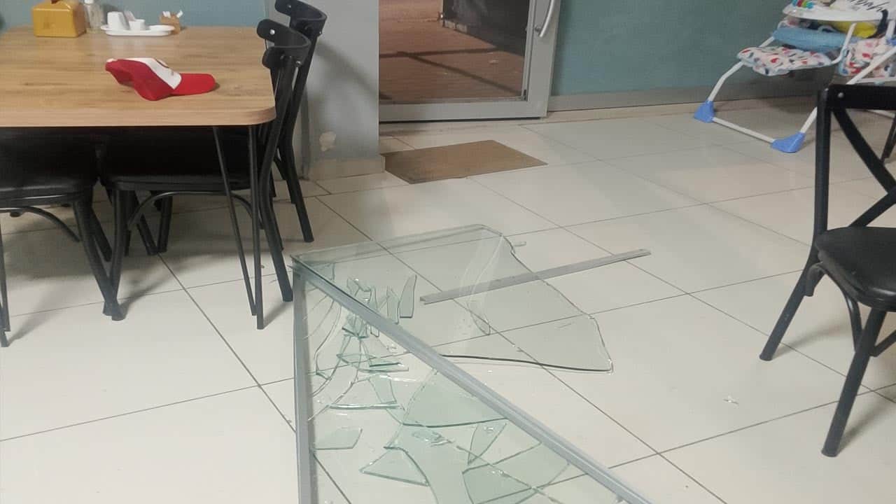 10 kişilik küfürbaz grup lokantayı yerle bir etti: ‘Aile var, terbiyeli olun’ diyen işletmeciye saldırı