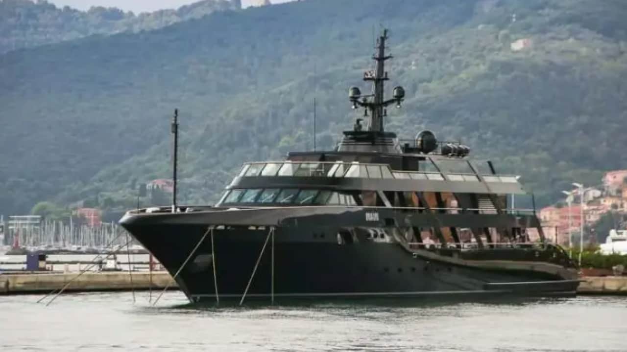 Foto - 12 milyar dolara göz kırptı: 65 metrelik yatıyla Bodrum'a tatile geldi!