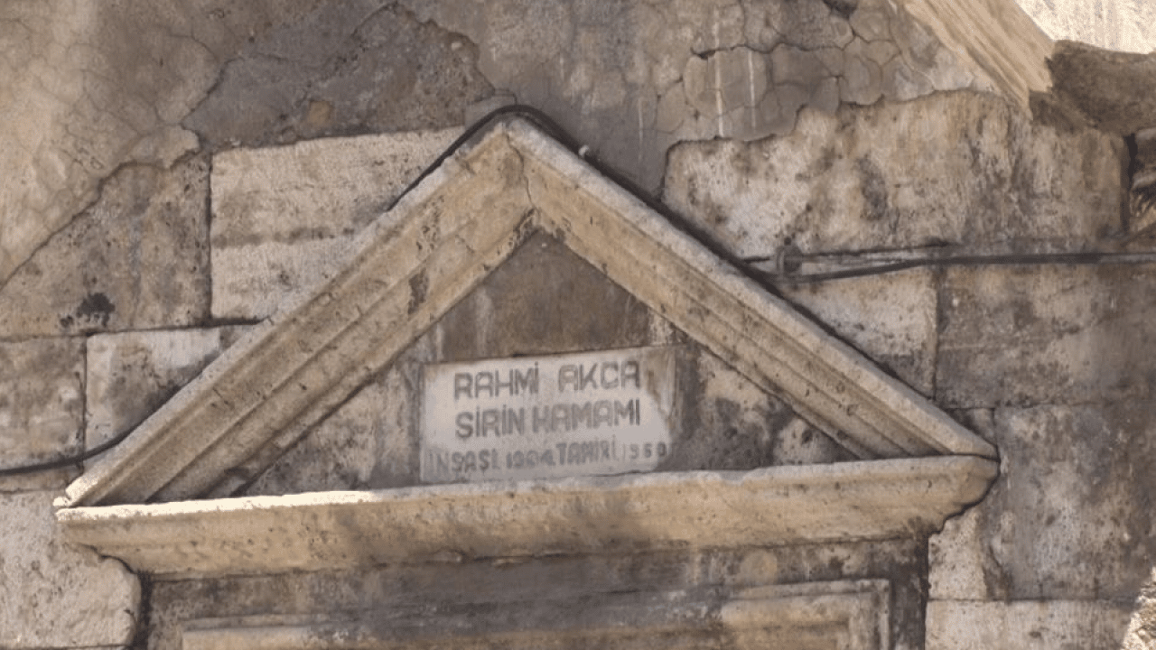 Foto - 122 yıldır ayakta! İçinden çıkan tarih görenleri şaşırtıyor