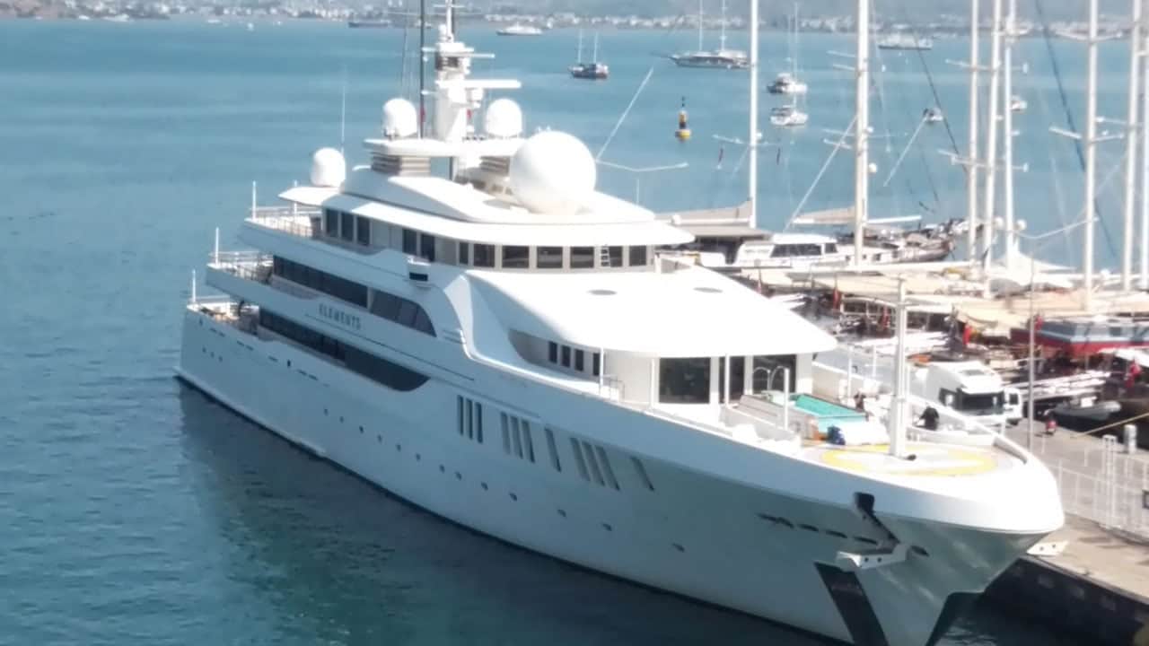 Foto - 125 milyon dolarlık mega yat Fethiye’ye demirledi! Tek seferde 5,5 milyon TL’lik yakıt aldı