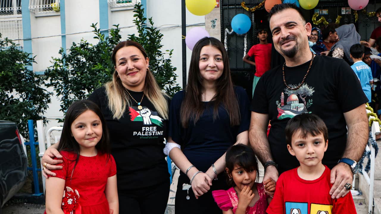 Foto - 12’nci kattan düştü, hayata tutundu! Ecrin iyileşince hayalini gerçekleştirdi