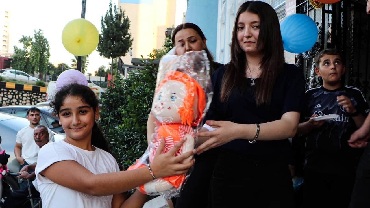 Foto - 12’nci kattan düştü, hayata tutundu! Ecrin iyileşince hayalini gerçekleştirdi
