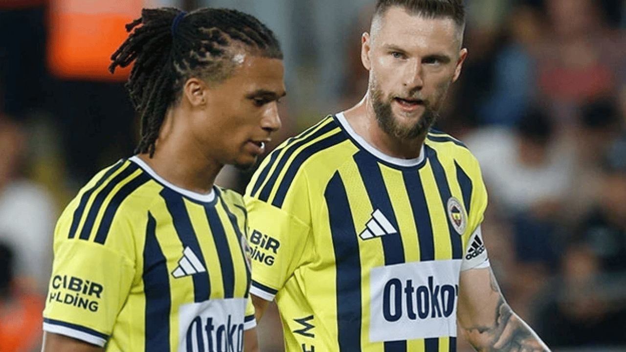 Foto - 13 futbolcu ülkeleri için ter dökecek: Fenerbahçe’de milli maraton