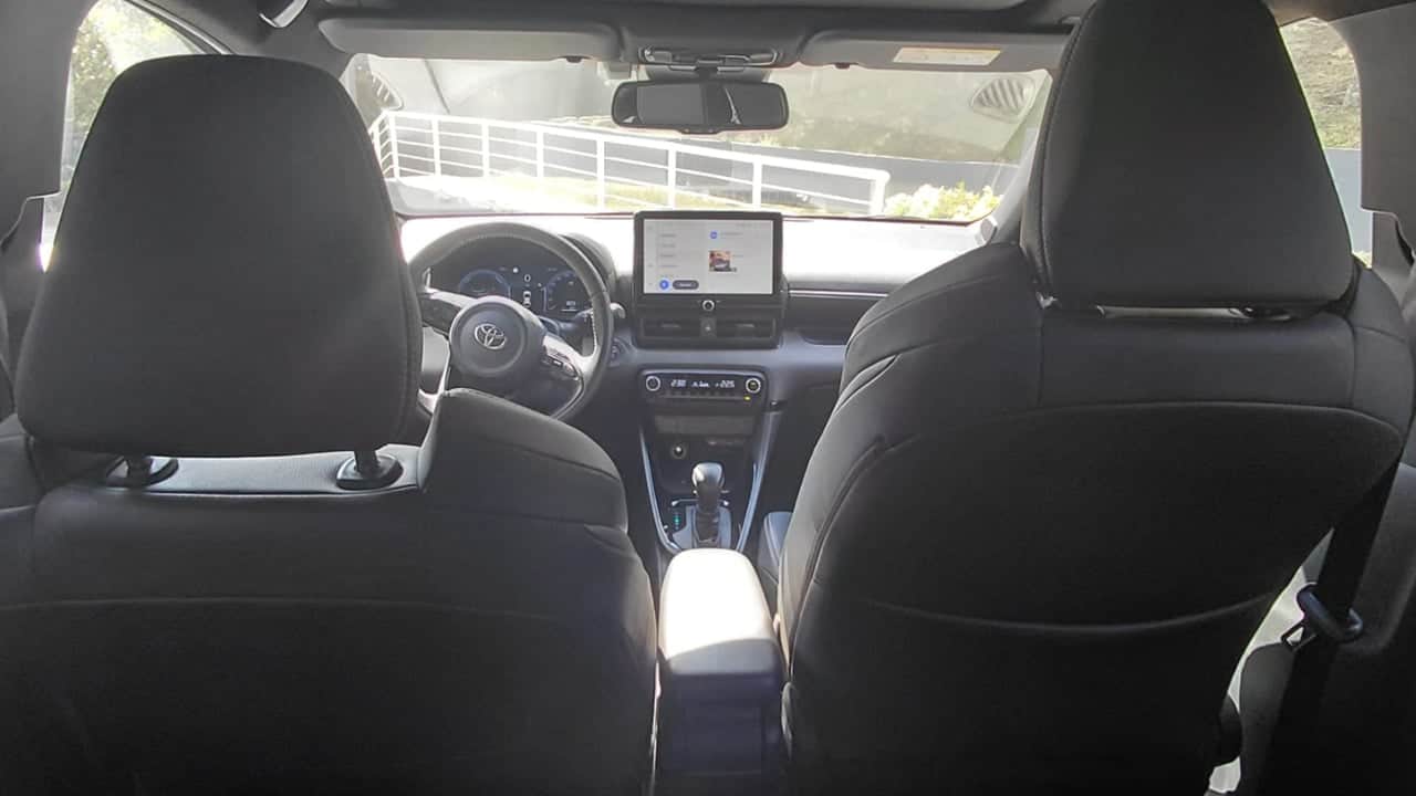 Foto - 130 beygir, 3.9 litre tüketim! Trafikte yakıtı unutturan teknoloji! Toyota Yaris Hybrid 1.5 Passion X-Pack ile şehir içi testi!