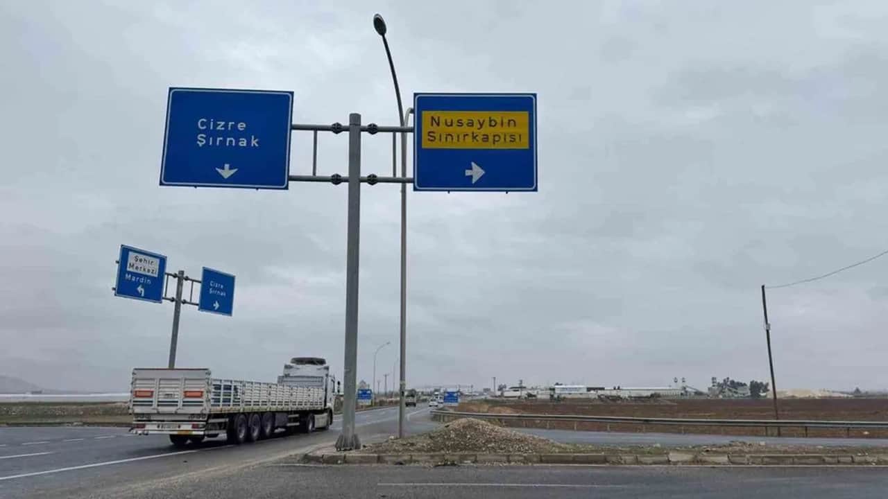 Foto - 14 yıllık sessizlik resmen bozuluyor! Sınırımızın sıfır noktasında dev proje için kazma vuruldu
