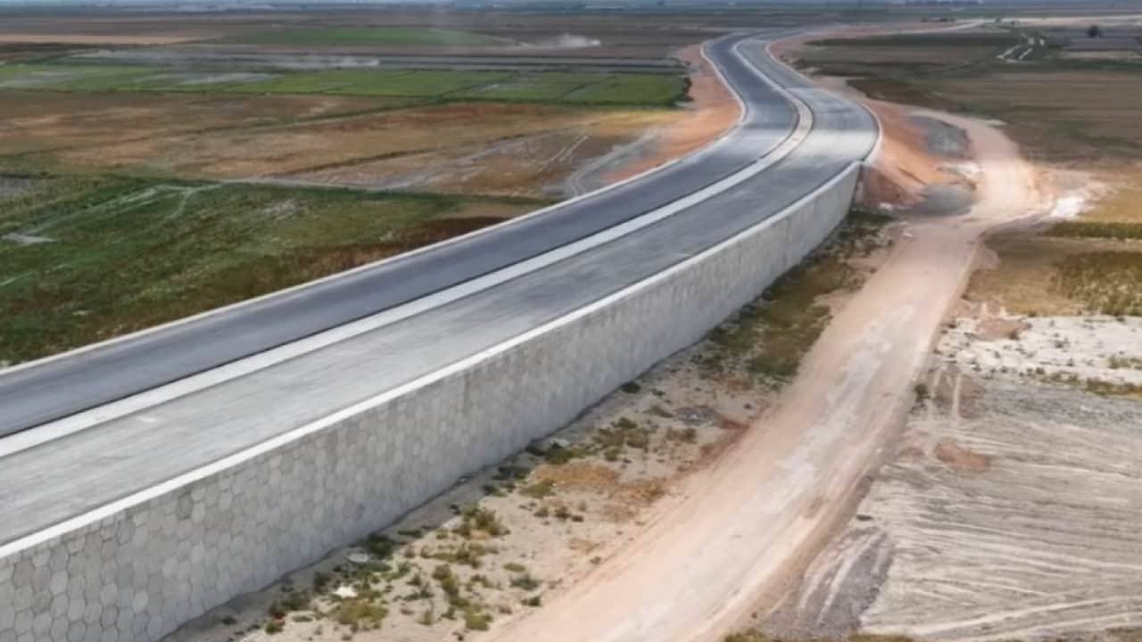 Foto - 2 il arası mesafe kısalıyor: Anadolu'ya jilet gibi karayolu!
