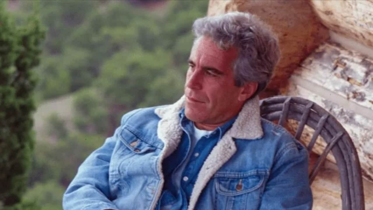 Foto - 2 kadın davacı oldu! Epstein’in kilitli kasasından bakın ne çıkmış