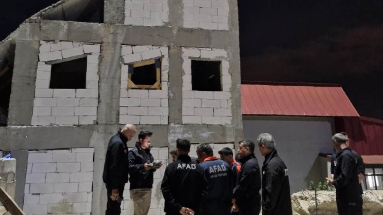 Foto - 20 birliğe yapay zeka destekli aydınlatma dronu! AFAD’ın hava ve gece gözü güçleniyor