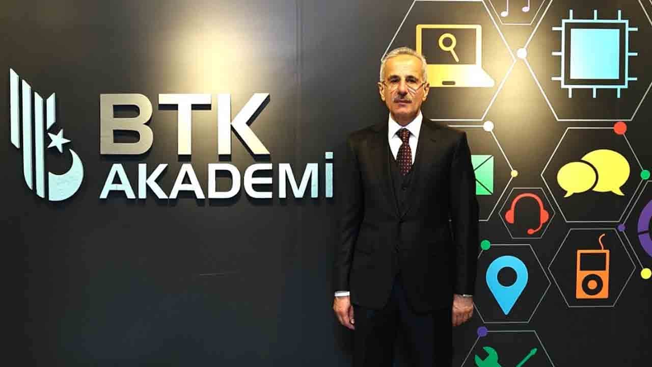 21 ilde geleceğin teknolojileri eğitimi başlıyor: Yapay zekâdan insansız hava araçlarına