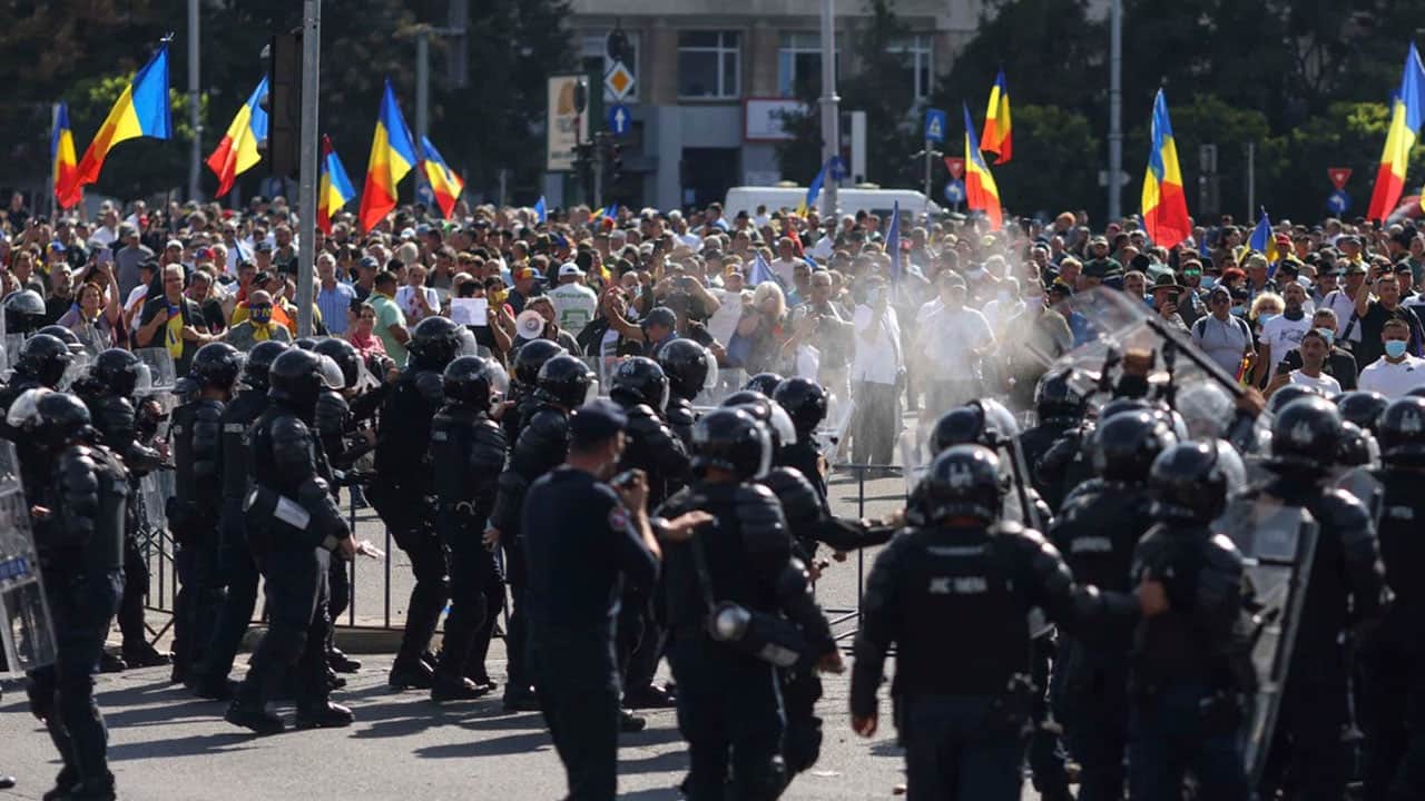 Foto - 24 yaralı, 26 gözaltı! Çiftçi protestosu sokak çatışmasına döndü 