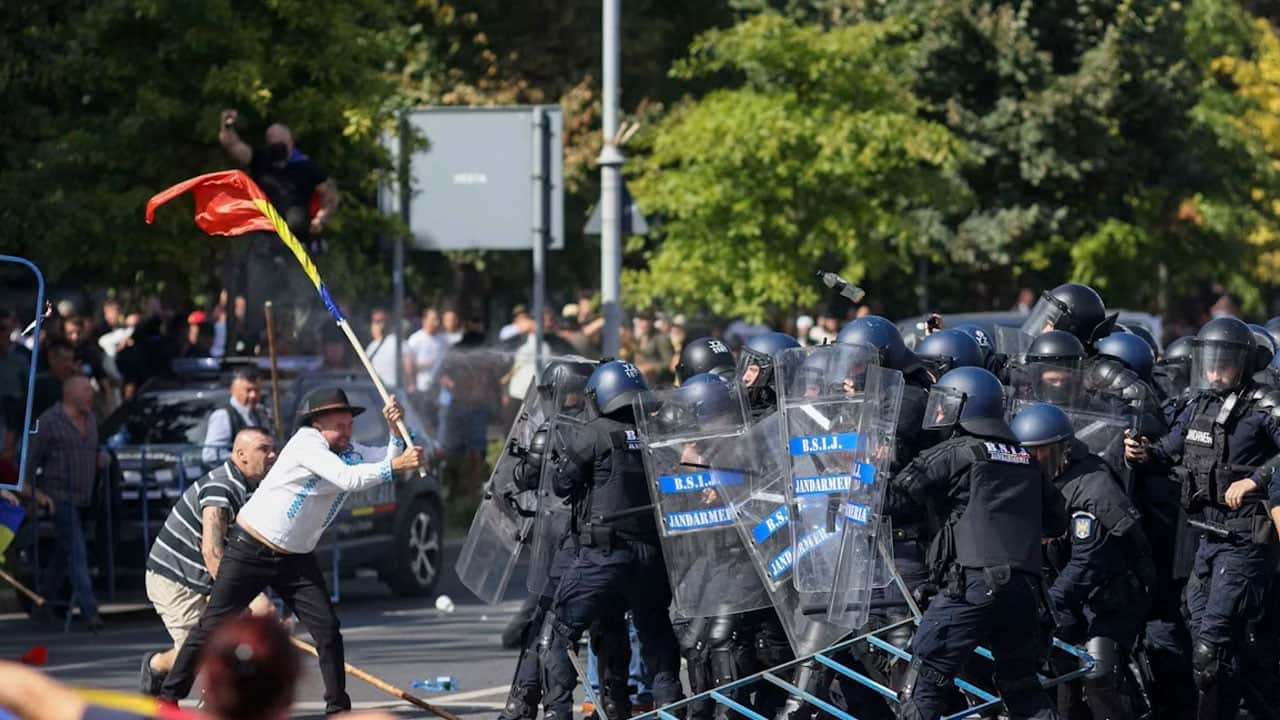 Foto - 24 yaralı, 26 gözaltı! Çiftçi protestosu sokak çatışmasına döndü 