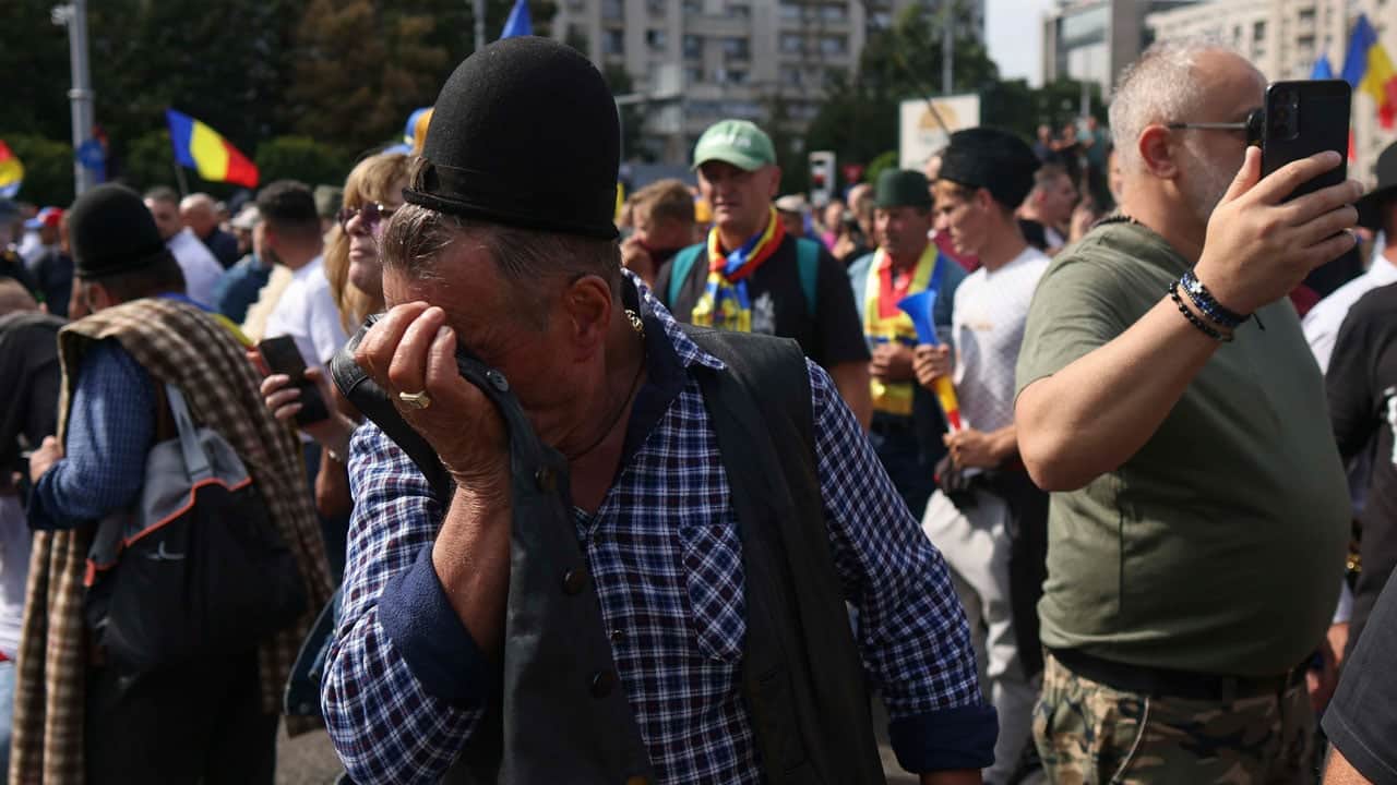Foto - 24 yaralı, 26 gözaltı! Çiftçi protestosu sokak çatışmasına döndü 