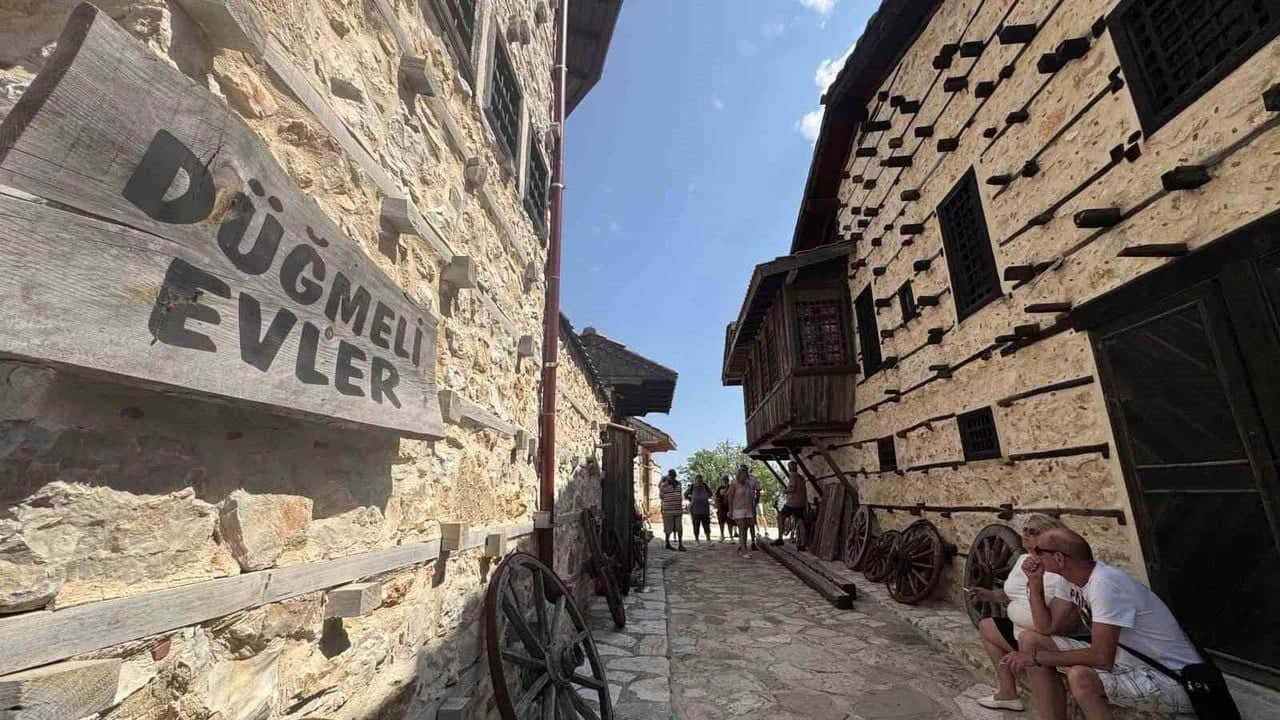 25 hane ve 55 nüfusla başardı! Betonsuz köy 8 ayda 100 bin turist ağırladı