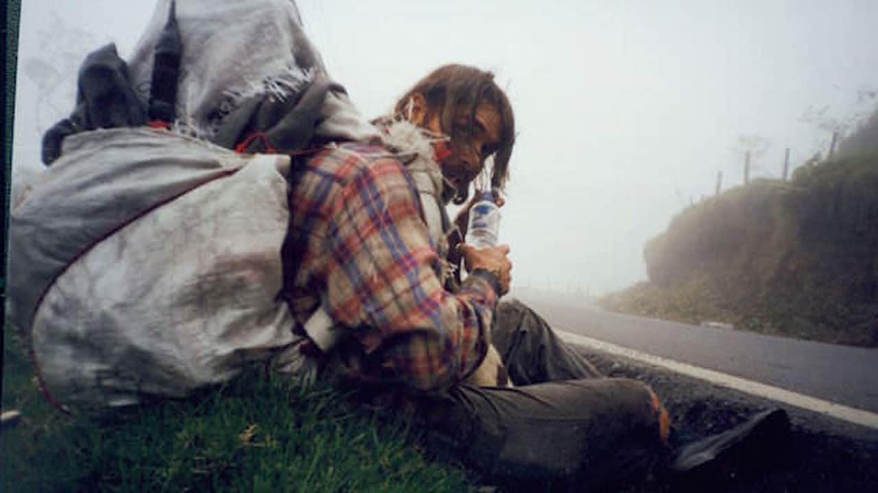 Foto - 28 yıldır evine ulaşabilmek için yürüyor! 50 bin kilometreyi aştı son engele takıldı