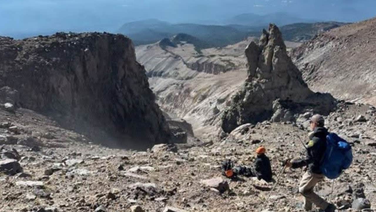Foto - 3 genç korku dolu anlar yaşadı! Yapay zekaya rota sordular, dağda mahsur kaldılar