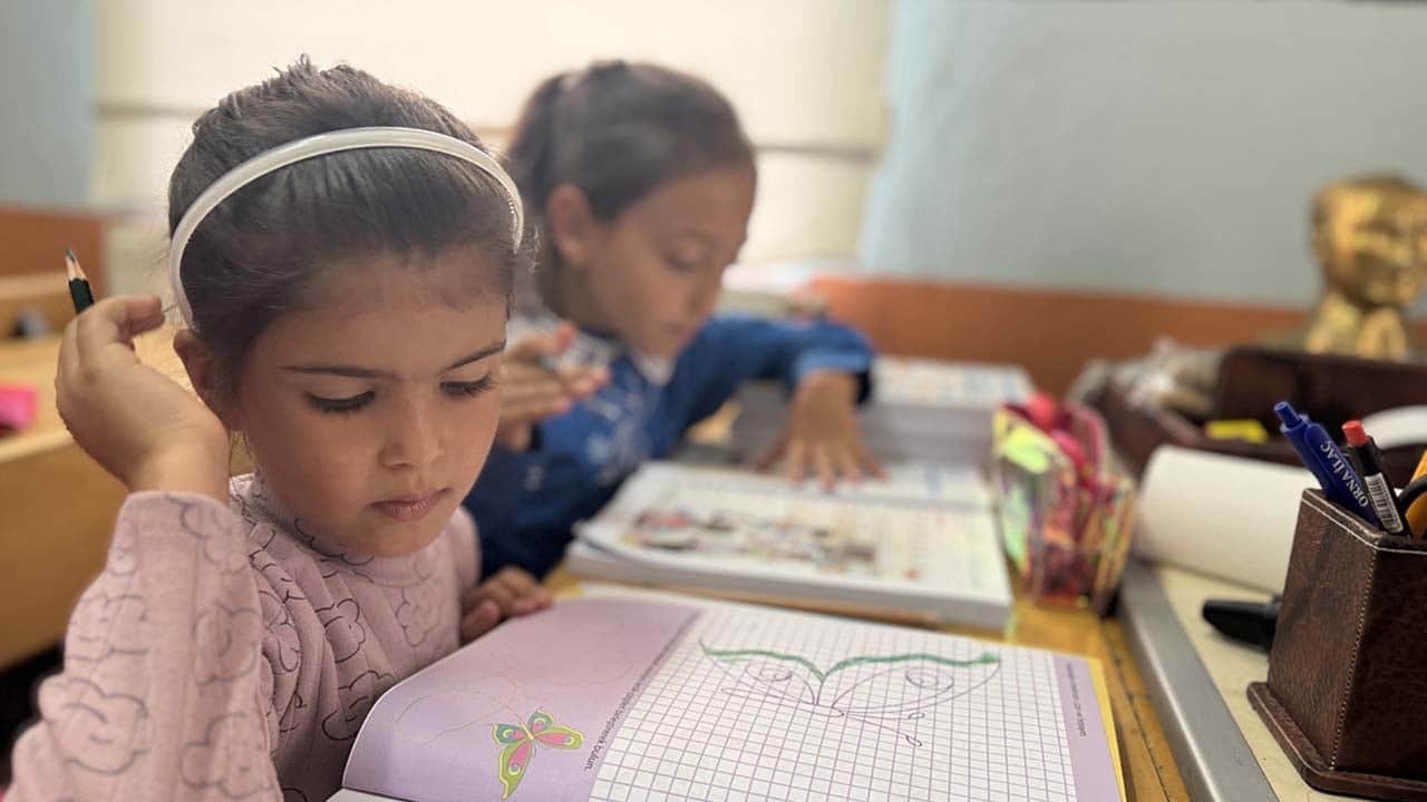 3 yıl sonra ilk sıra arkadaşı: İlayda’nın yalnızlığı Şerifenur’la bitti