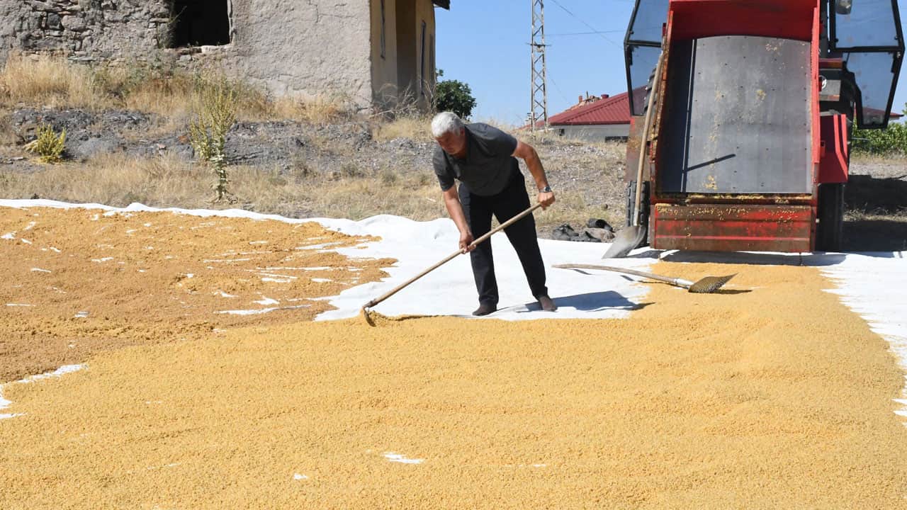 Foto - 32 derece sıcakta dev kazanları kaynatıyorlar! Sofralara gelmesi 3 gün sürüyor