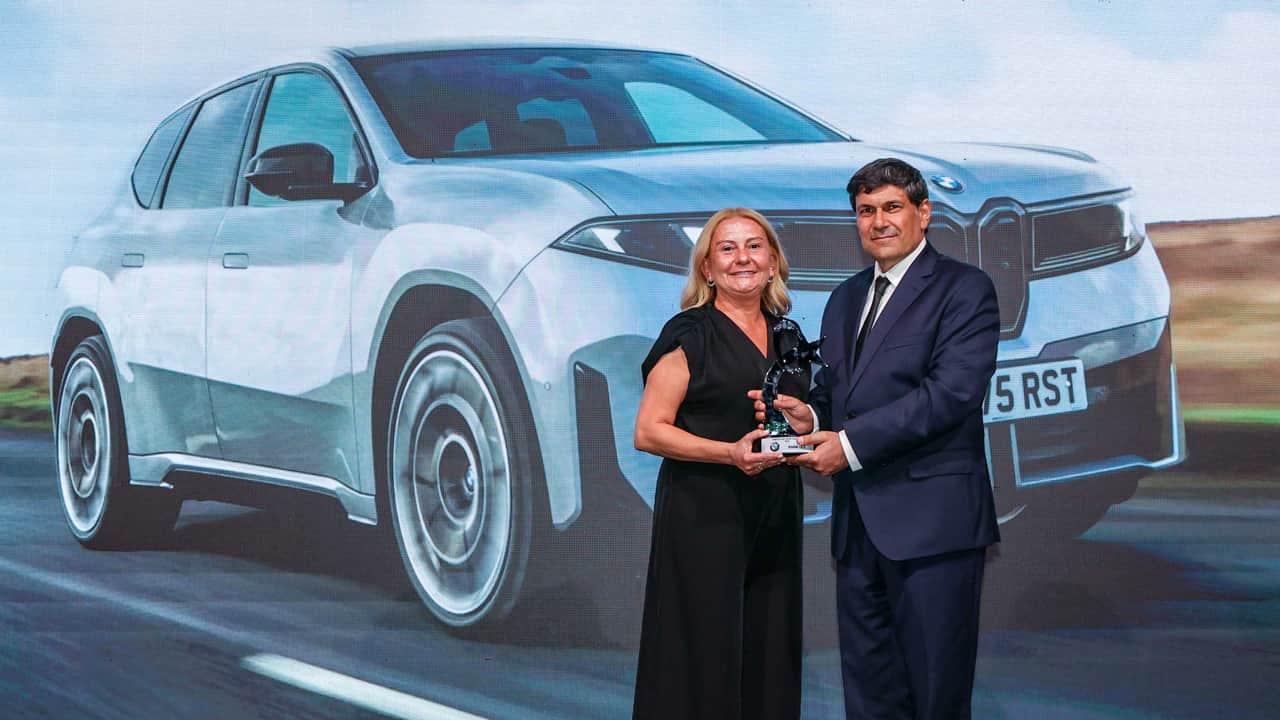 Foto - 33 dev rakibini geride bıraktı! Türkiye’de 2026 Yılının En İyi Otomobili Renault Clio seçildi!