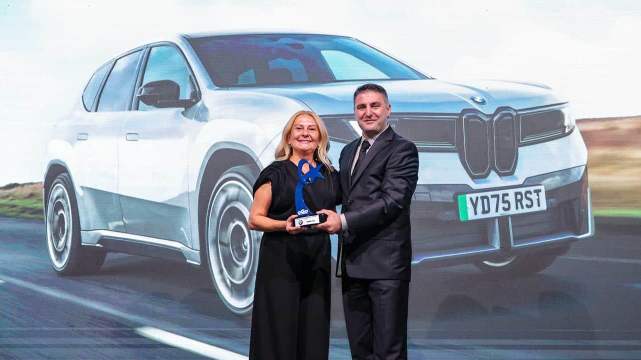 Foto - 33 dev rakibini geride bıraktı! Türkiye’de 2026 Yılının En İyi Otomobili Renault Clio seçildi!