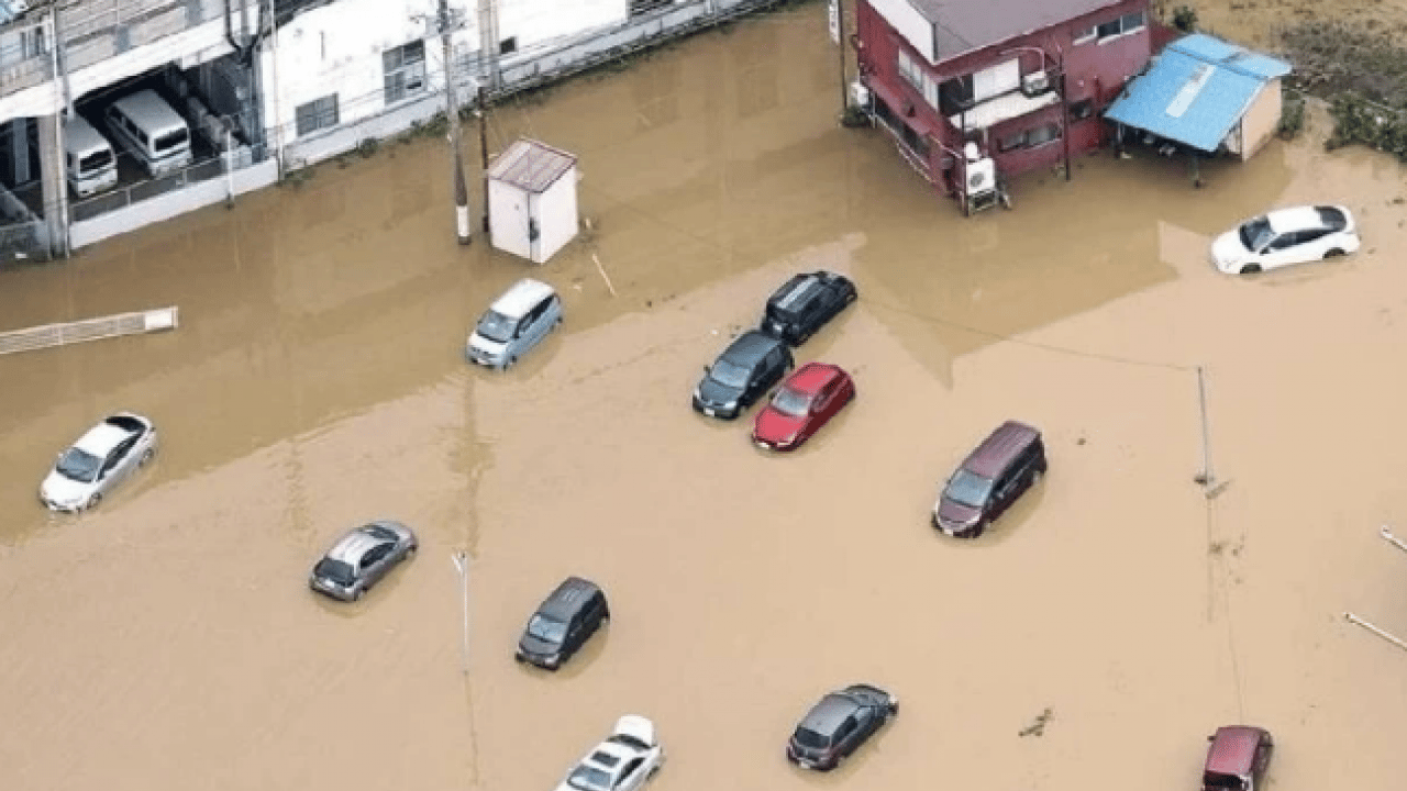 Foto - 35 gün durmadan yağmur yağdı! Dünya rekoru geldi!