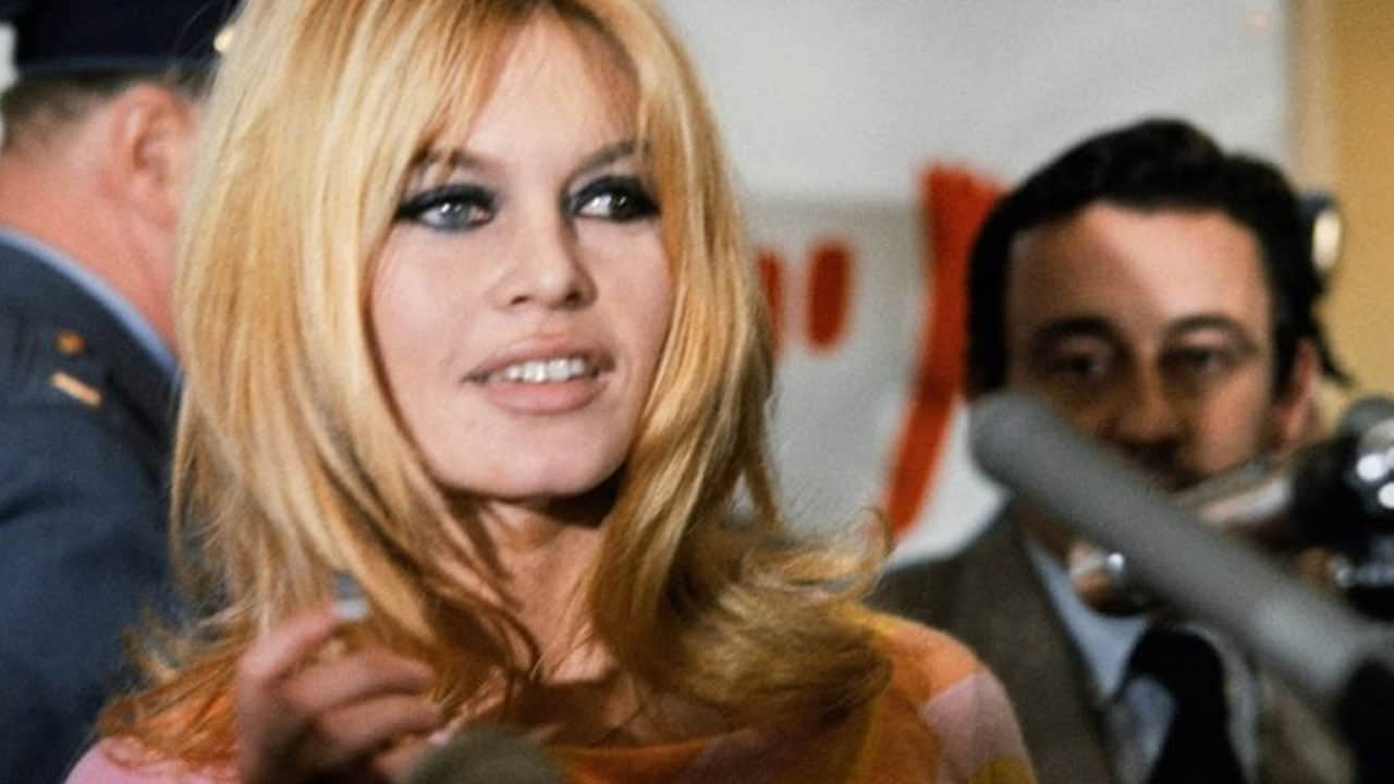 Foto - 35 yıldır orada yaşıyorum diyen dünya sinemasının efsanesi Brigitte Bardot’nun eşi eşyaların satılmasına tepki verdi