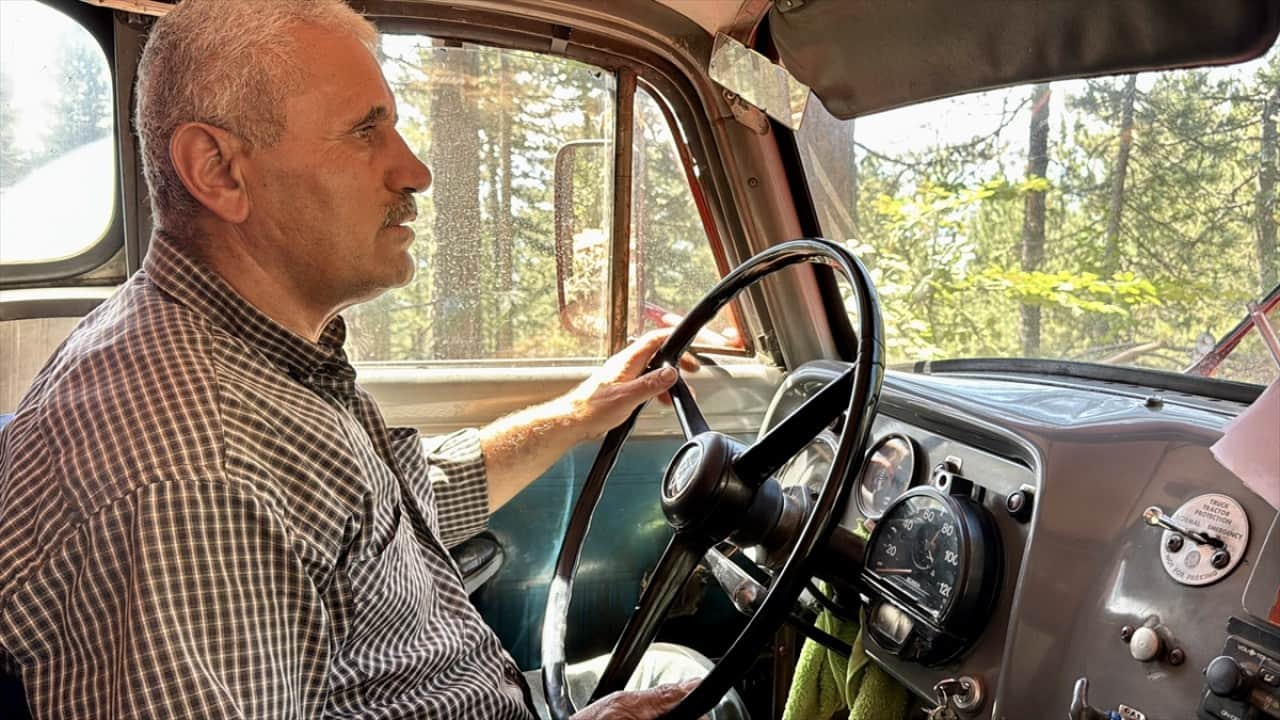 Foto - 38 yıldır ekmeğinin peşinde Baba yadigarı ile yolları aşındırıyor