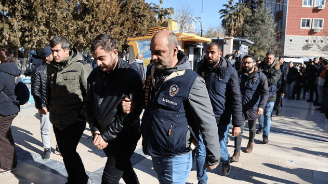 Foto - 3.9 milyar liralık hesap hareketliliği: Yasadışı bahise 27 tutuklama daha