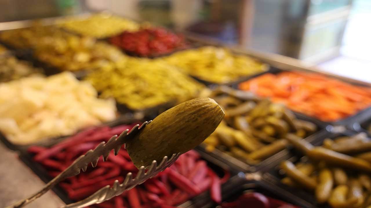 Foto - 4 bin yıllık lezzet sırrı ortaya çıktı! Sirkesiz ve limonsuz kurulan o turşu tam bir şifa deposu çıktı
