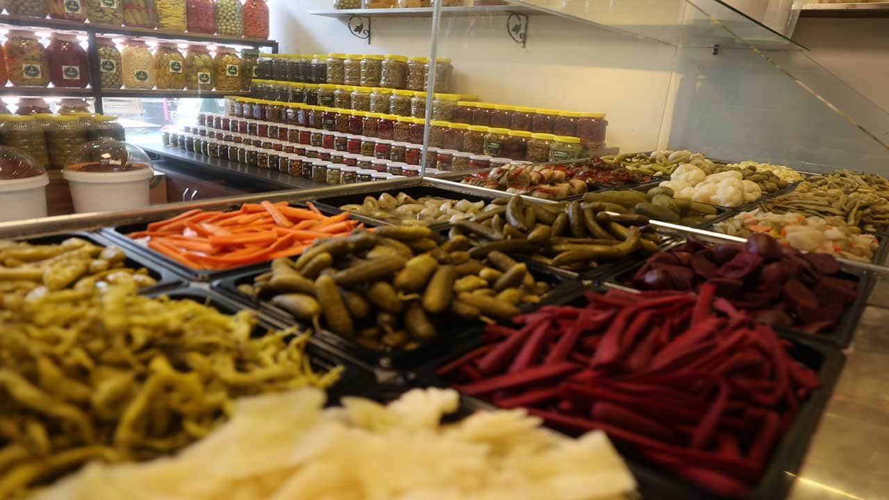 Foto - 4 bin yıllık lezzet sırrı ortaya çıktı! Sirkesiz ve limonsuz kurulan o turşu tam bir şifa deposu çıktı