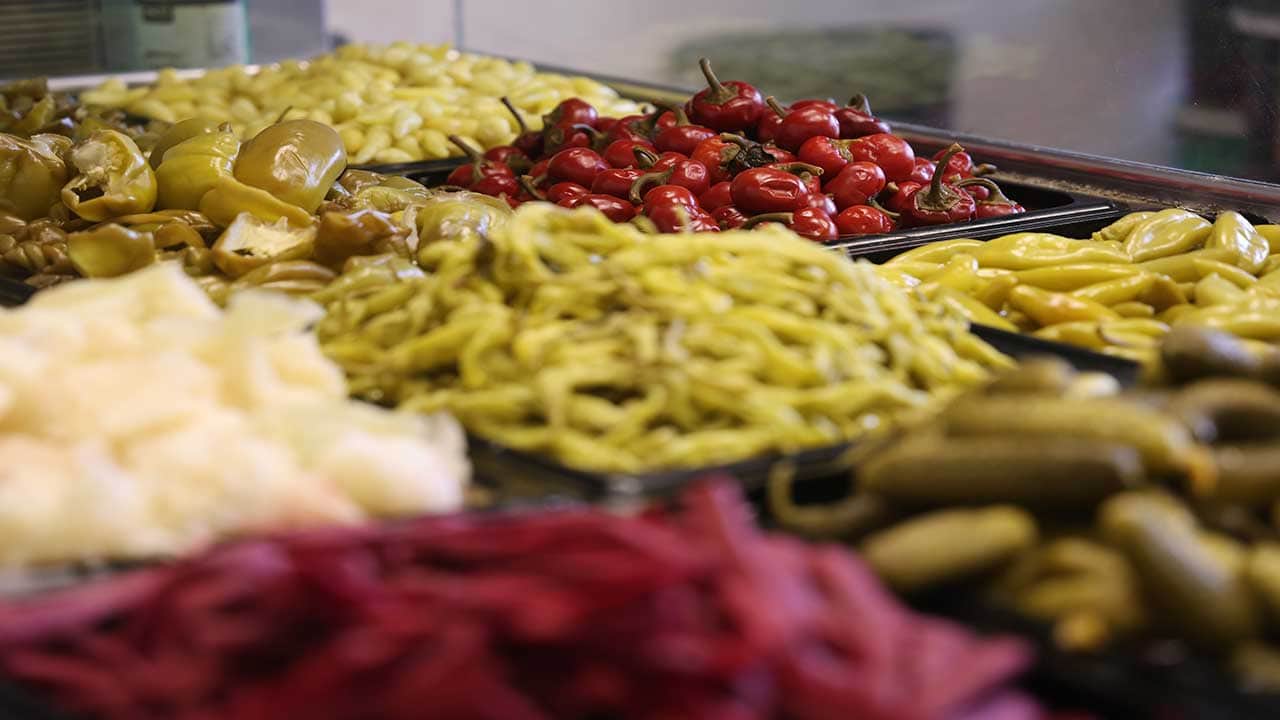 Foto - 4 bin yıllık lezzet sırrı ortaya çıktı! Sirkesiz ve limonsuz kurulan o turşu tam bir şifa deposu çıktı
