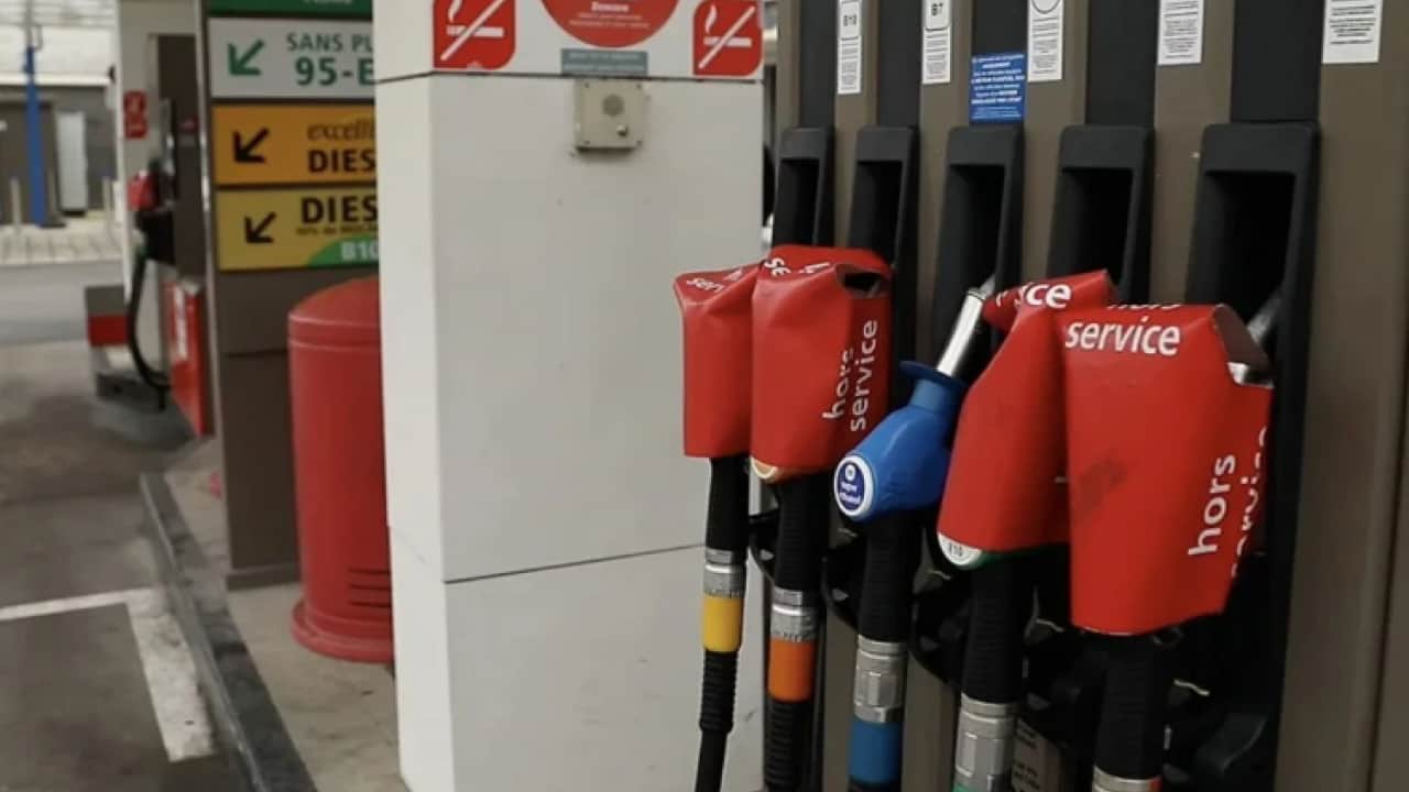 Foto - 42 günlük stok kaldı: Yine karneyle akaryakıt dağıtılacak!