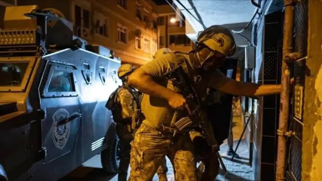 Foto - 45 ilde çok büyük operasyon: Yüzlerce gözaltı var