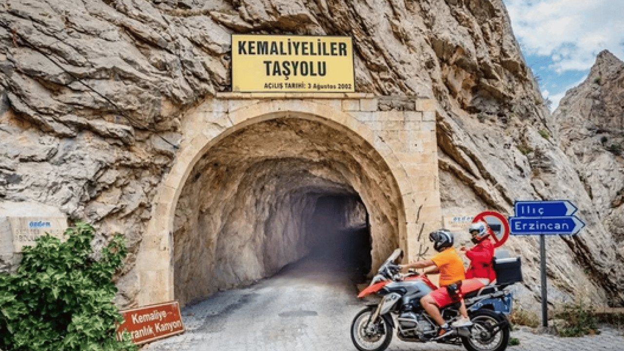 Foto - 47. Erzincan Kemaliye (Eğin) Uluslararası Kültür ve Doğa Sporları Şenliği coşkusu