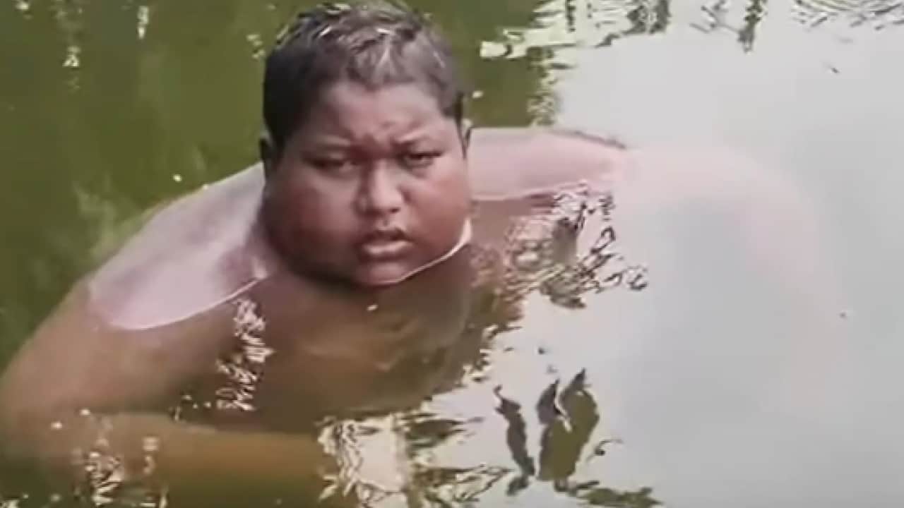 5 yıldır sudan çıkmıyor! Hastalığını doktorlar da çözemedi!