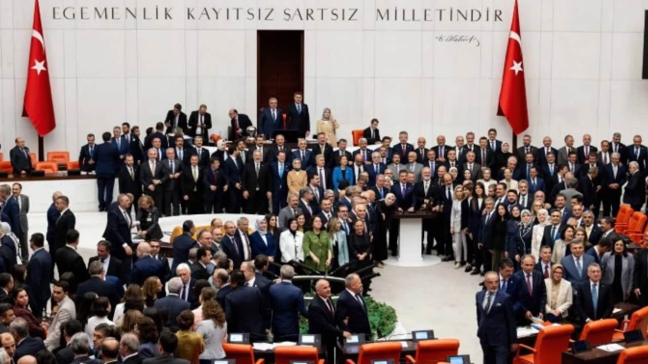 Foto - 51 günlük tatil perşembe günü bitiyor! Meclis'te yeni yasama yılı 1 Ekim'de başlıyor