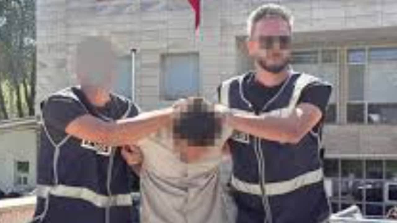 Foto - 5816 yine tartışmaların odağında: Büst çalan vatandaşa hapis yolu