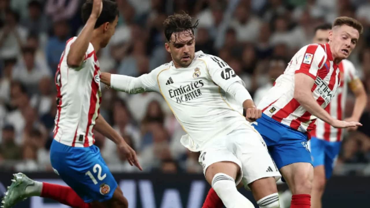 6 maçta 9 gol problem artık: Galatasaray'da savunma krizine transfer çözümü!