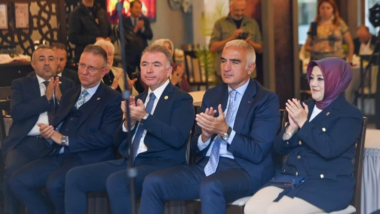 Foto - 62 bin 701 eser, 5 farklı tema, tek çatı... Kütahya Arkeoloji ve Maden müzesi açıldı