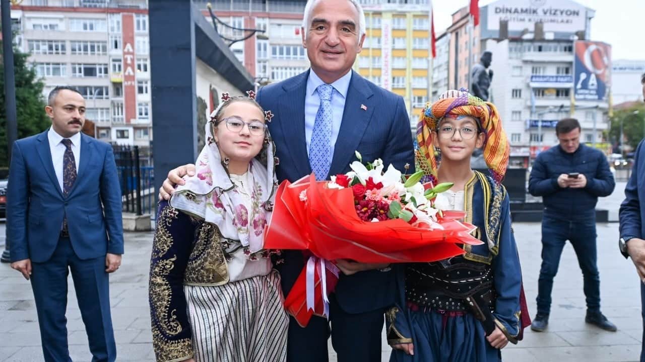 Foto - 62 bin 701 eser, 5 farklı tema, tek çatı... Kütahya Arkeoloji ve Maden müzesi açıldı