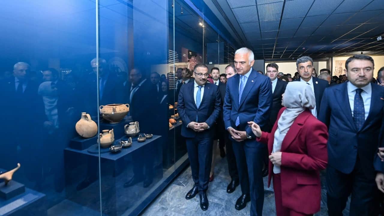 Foto - 62 bin 701 eser, 5 farklı tema, tek çatı... Kütahya Arkeoloji ve Maden müzesi açıldı