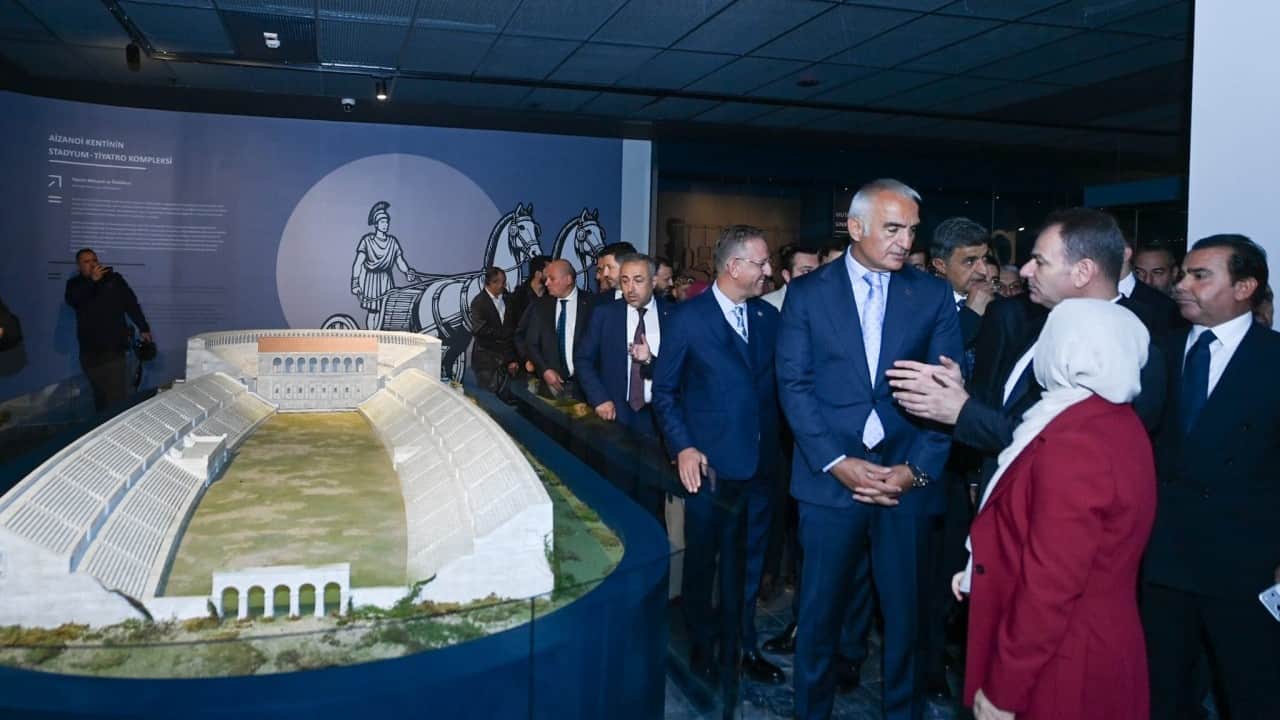 Foto - 62 bin 701 eser, 5 farklı tema, tek çatı... Kütahya Arkeoloji ve Maden müzesi açıldı