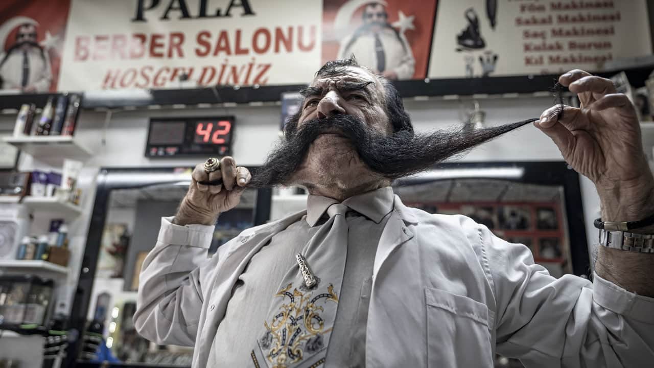 70 yıldır bıyıklarını kesmiyor! Horasanlı Pala’nın sırrını kimse bilmiyor