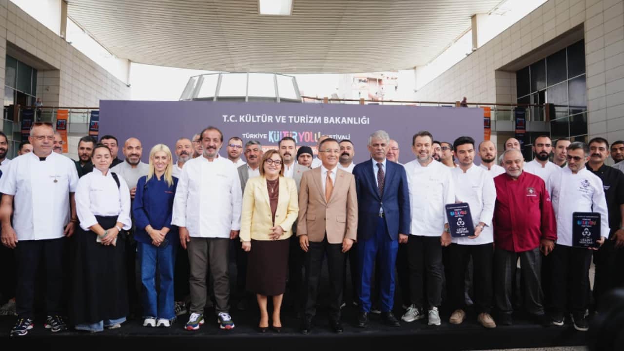 Foto - 70'den fazla lezzet noktası bir arada: Gastroantep Kültür Yolu Festivali başladı!