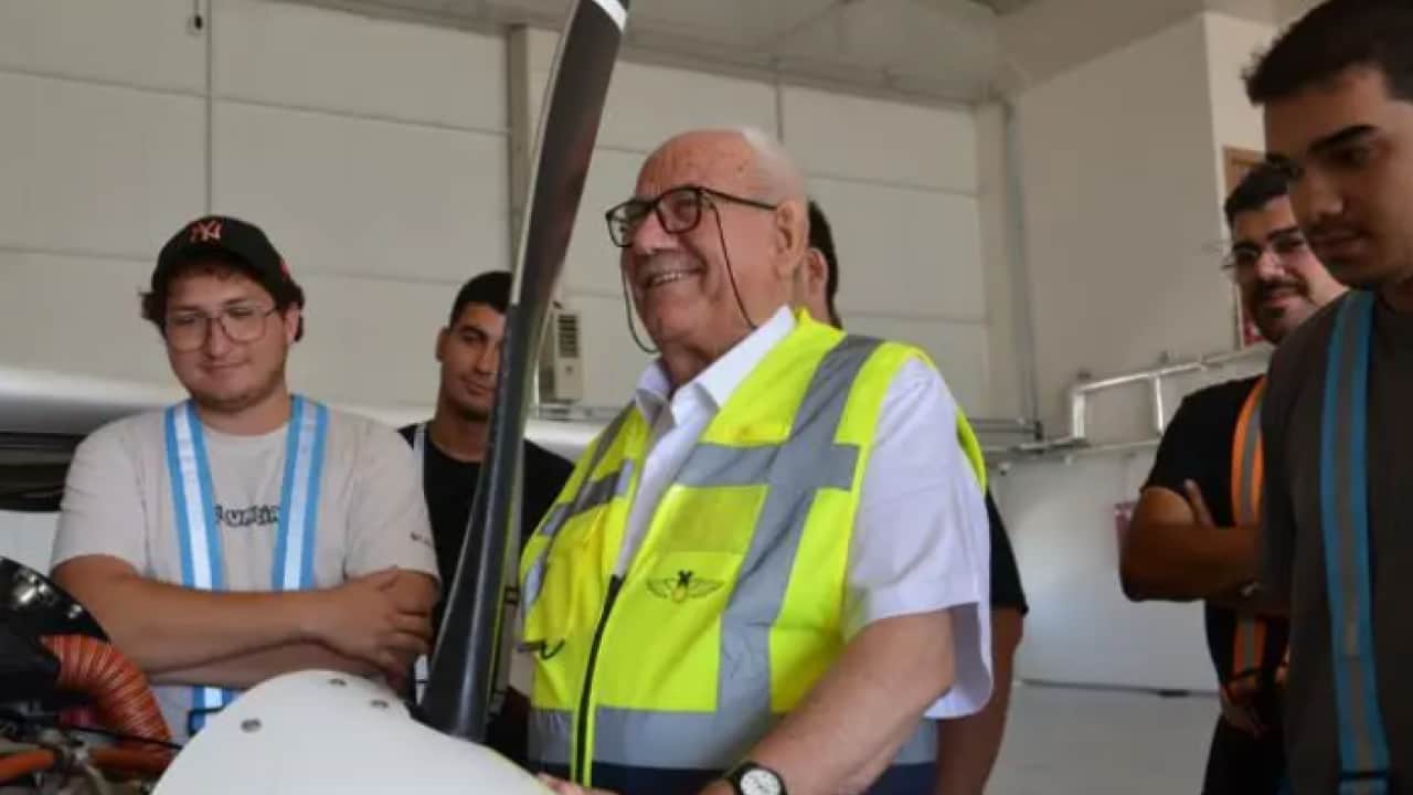 Foto - 79 yaşında hayalini gerçekleştirdi! Heyecandan yerinde duramadı!