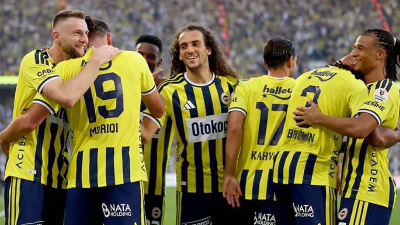 8 kritik maç! Milli ara sonrası Fenerbahçe'yi yoğun fikstür bekliyor