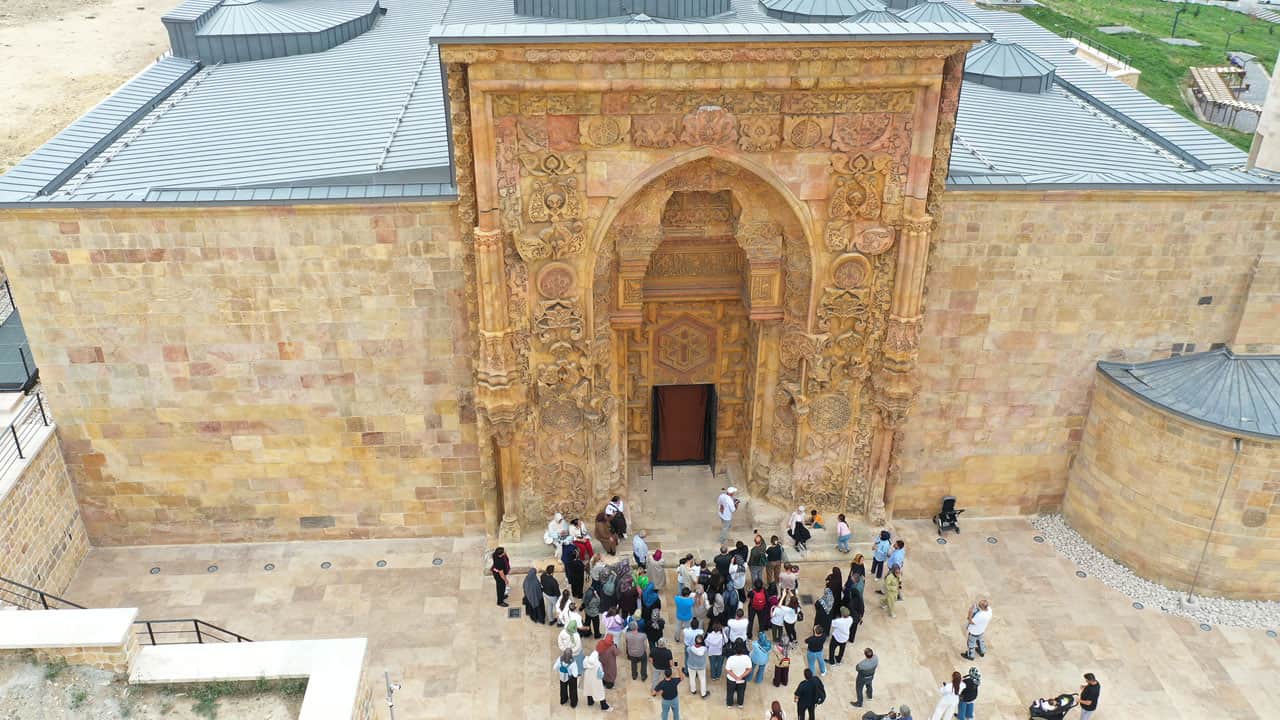 Foto - 9 ayda 400 bin kişi ziyaret etti! "Görmeden ölmeyin" denilen 798 yıllık eser!